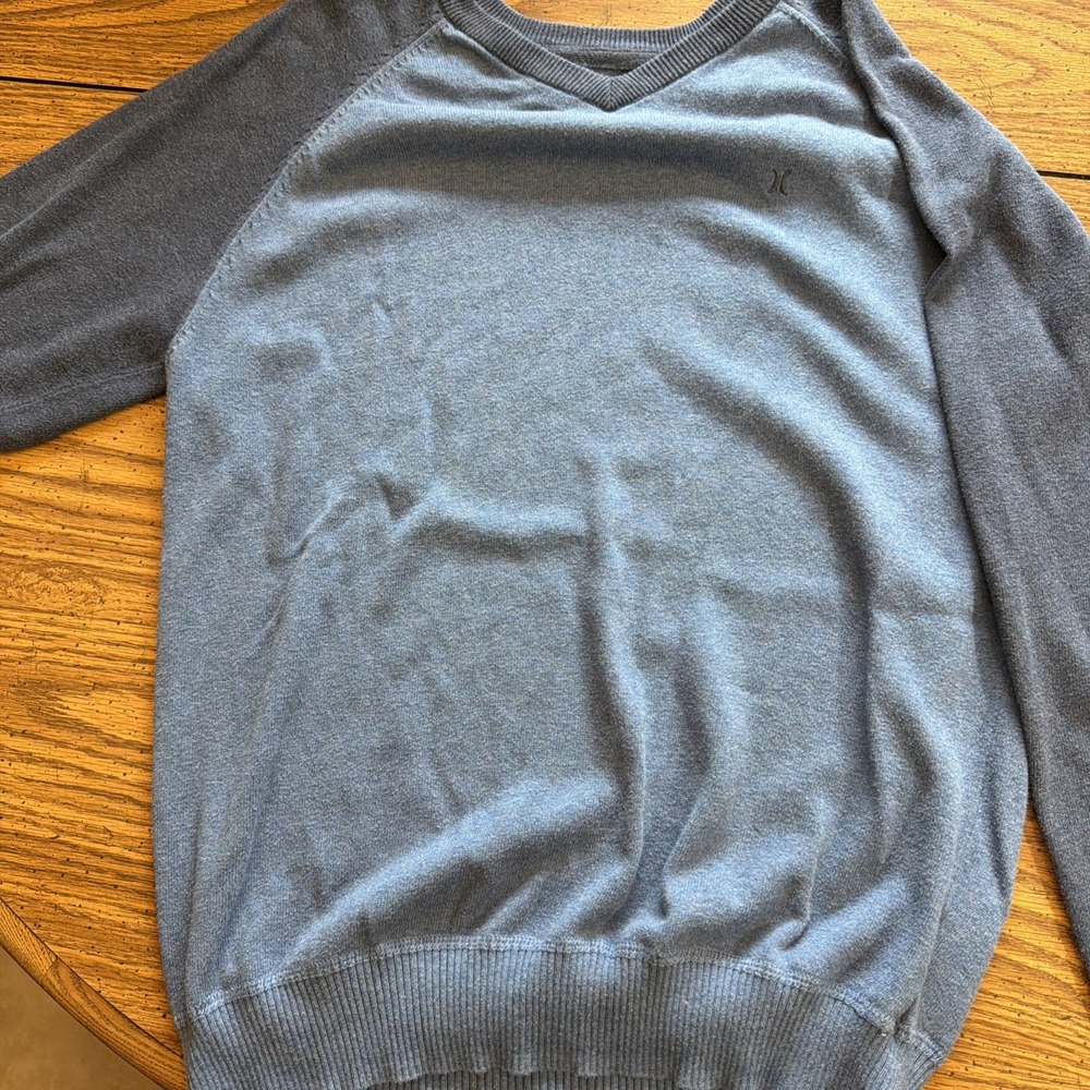 Hurley Mens V-Neck Knit Sweater Blue Raglan Long Sleeve Pullover Size M